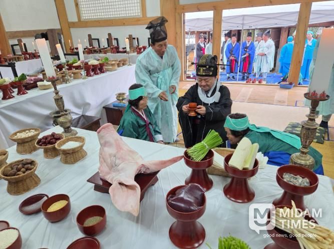 무안향교 추기 석전대제 봉행 사진