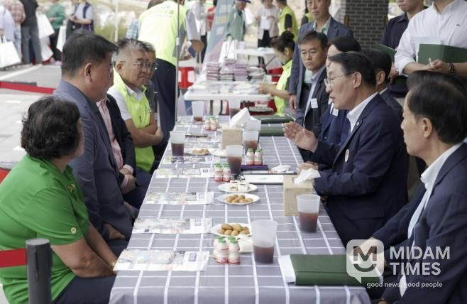 홍성군 홍북읍 '이동복지관 자원봉사 한마당' 성황리 개최