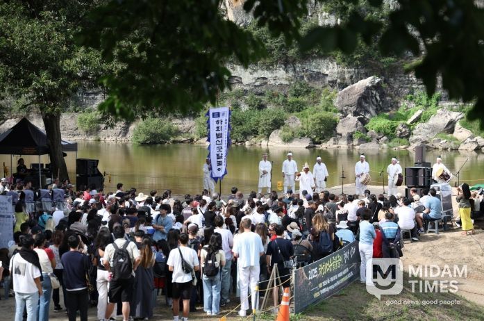 하회마을에서 만난 탈춤, 역사와 현재를 잇다