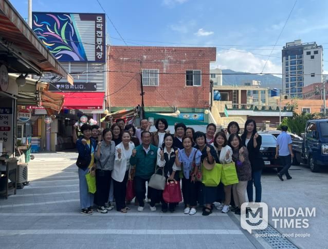 사상구청장, 추석 앞두고 전통시장 방문… 상인 격려 및 주민 소통