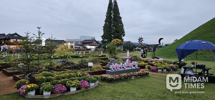 2024년 ‘황금정원 나들이’ 행사 참여 정원 주간·야간 전경.