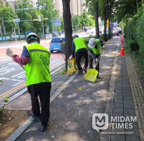 남동구, 은행나무 열매 수확으로 악취 등 시민 불편 해소