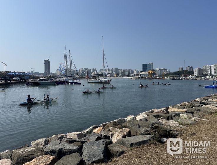 포항시는 11일부터 12일까지 양일간 영일대해수욕장 일원에서 ‘2025 도심 속 해양레포츠 체험교실’을 운영했다.