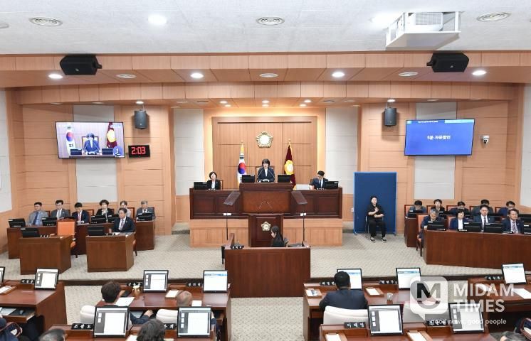 제274회 김해시의회 임시회 개회