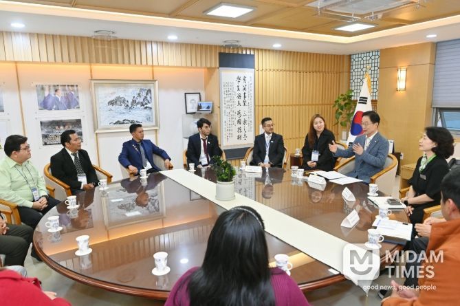 과테말라 선도교원 연수단 초청.