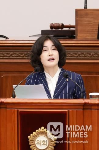 창원시의회 한은정 의원, 동대구~창원~가덕도신공항 고속철도 촉구