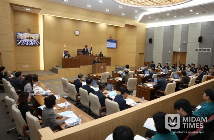 제281회 예천군의회 임시회 개회