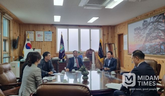 영남대학교 지역경제연구소와 교육 협력 방안 논의