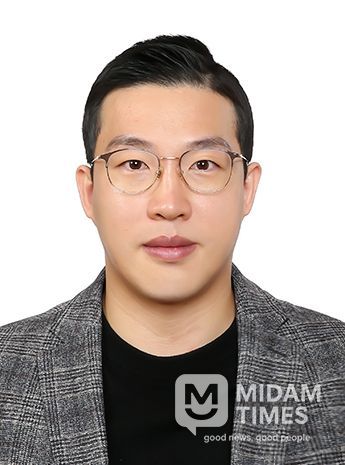포항시 도시계획과 소속 이승률 주무관은 지난 21일 경상북도경찰청으로부터 감사장을 받았다