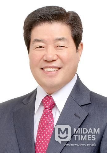 남구의회 이충도 의원 “세대가 함께 누리는 남구형 도시공원 재생에 대한 제안”7분발언