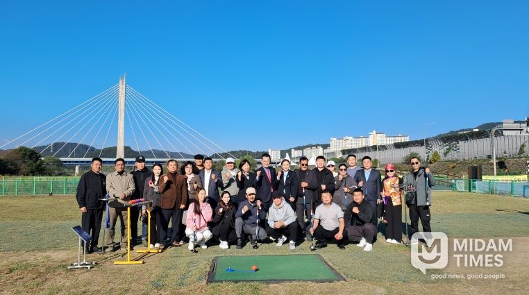 몽골 헹티 아이막 도지사 일행 파크골프장 방문