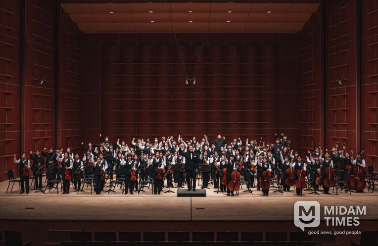 (11월 김해문화의전당에서 펼쳐지는 '꿈의 무용단 정기공연'과 '꿈의 오케스트라 정기연주회')6.꿈오공연