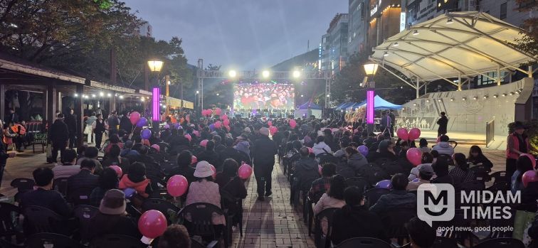 김해시 제8회 장유2동 가을음악회