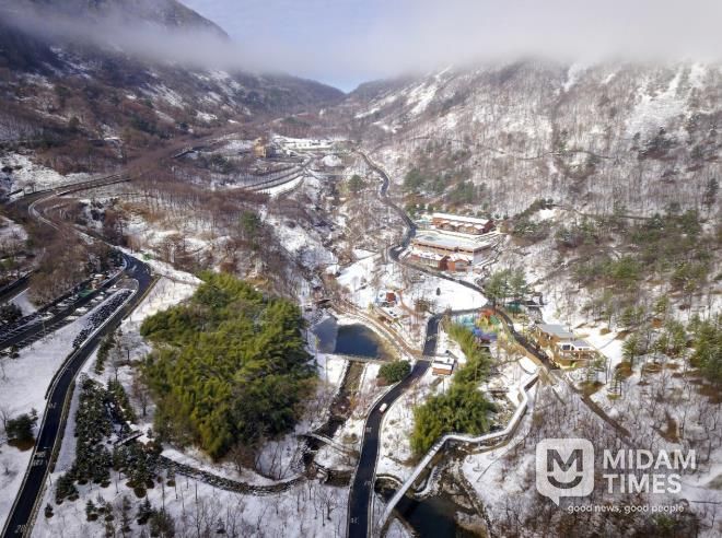 ‘월아산 숲속의 진주’ 올해 10월까지 방문객 50만명 돌파 - 겨울 전경.