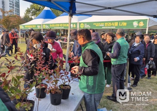 (사)경산시새마을회 , 「2025 새마을 환경살리기」행사 개최