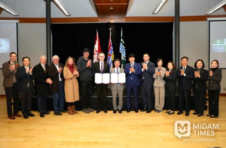 광양시, 북미 지역 첫 우호도시 체결…국제교류 네트워크 외연 확장 - 철강항만과(우호도시 협약 체결 단체사진)