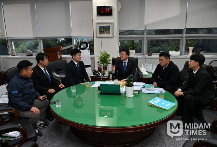 2026년 완주JC 회장단 입후보, 완주군의회 유의식 의장·최광호 의원 예방