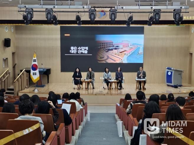 2022 개정 교육과정 이해 연수 및 수업 나눔 Talk 콘서트 운영