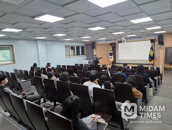 성주교육지원청 기초학력지원센터,‘교원 역량 강화를 위한 한글 지도 연수’실시