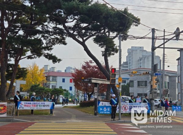거창군, 어린이 교통안전 및 안전모 착용 캠페인 실시