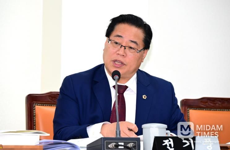 전기풍 경상남도의원, 농업인 복지부터 해양축산스마트농업까지 꼼꼼히 점검