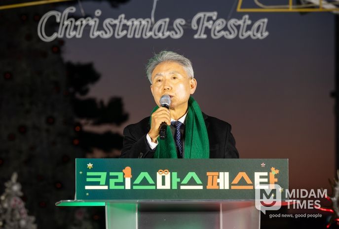 계양구, ‘2025 크리스마스 페스타’ 점등... 환상적인 겨울빛 축제 개막
