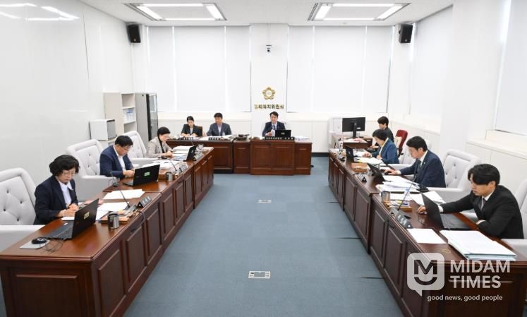 진주시의회, 제동 걸린 실크산업혁신센터 무상사용 ‘조건부’ 동의