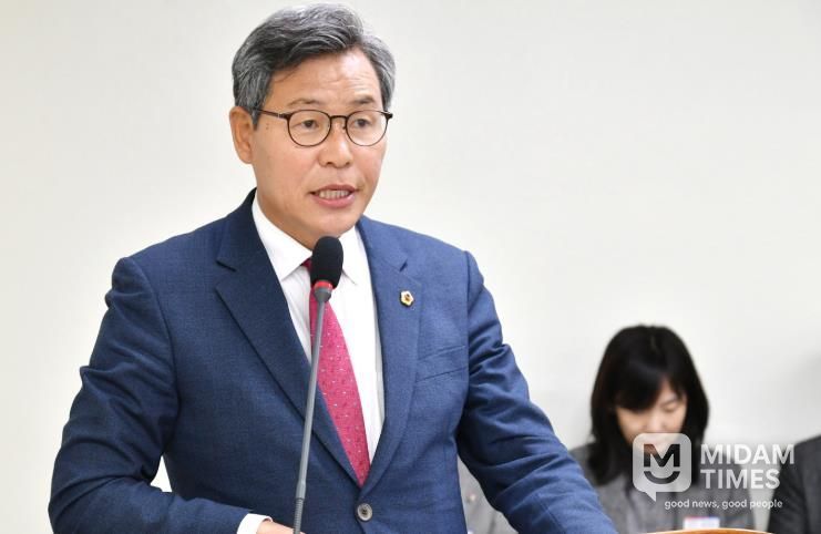 장진영 도의원 대표발의, 정주형 체육복지 기반 마련 본격화