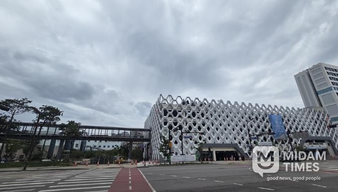 병점역 환승주차장 사진.jpg 바로보기병점역 환승주차장