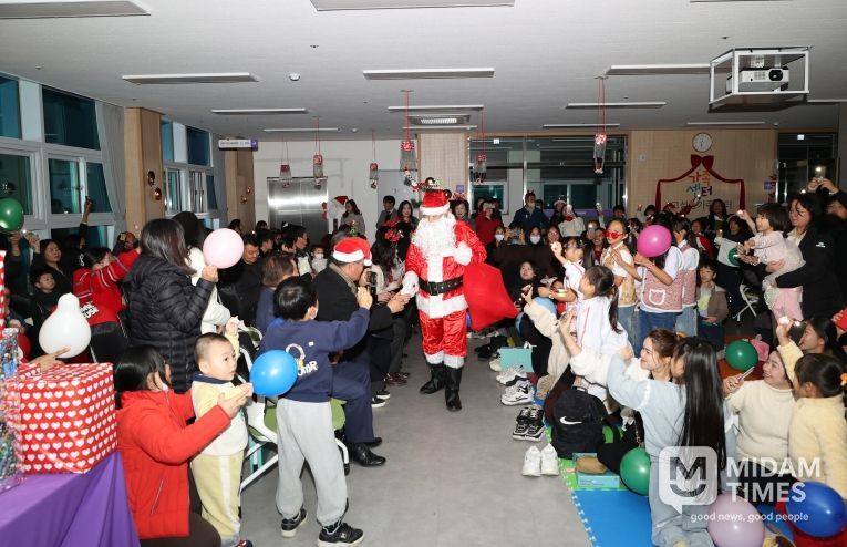 고성군, 다문화가족과 함께하는 ‘다(多)같이 미리 크리스마스’ 행사 개최