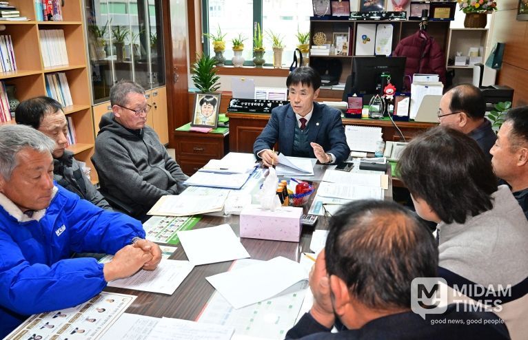 백현조 산업건설위원장, 강동관광단지 조성관련 주민 의견청취