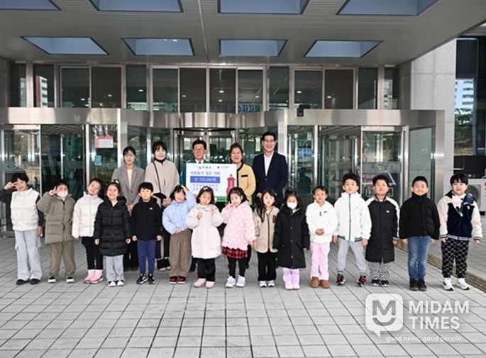 부산정관산업단지 공동직장어린이집, 기장군에 이웃돕기 성금 73만 5천원 기탁