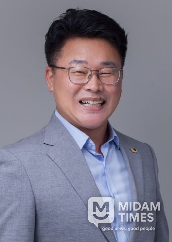 노금식 충청광역연합의회 의장