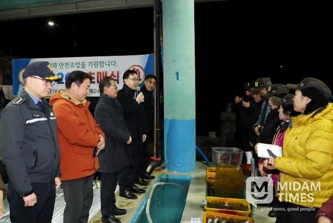 하동수협, 2026년 초매식 열고 풍어 기원