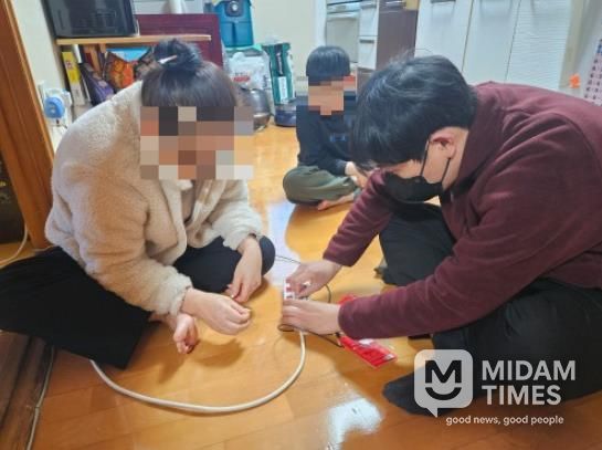 부산 서구, 주거 취약계층에 화재 예방용 소화 패치 배부