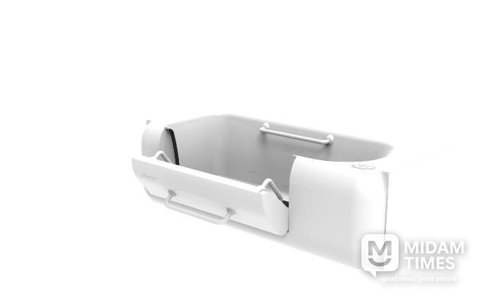 ‘고령자·장애인의 낙상 예방과 사용 안전성을 높인 EMS AI 헬스케어 바스’제품개발 목업 이미지