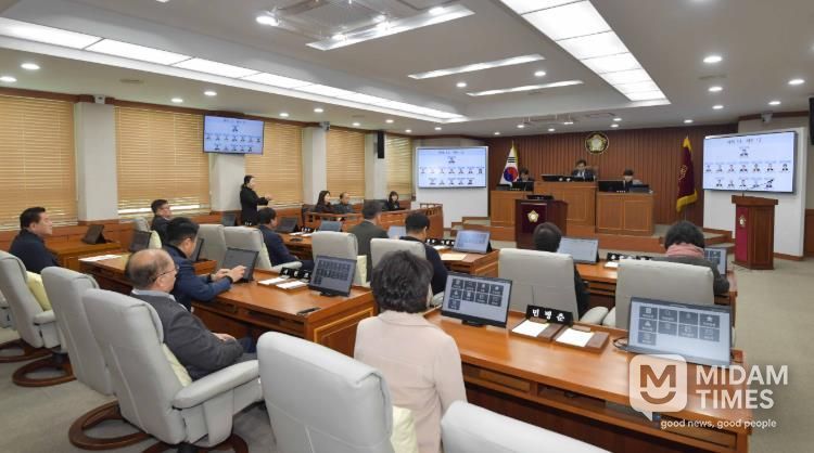 논산시의회, 제269회 긴급 임시회 개회