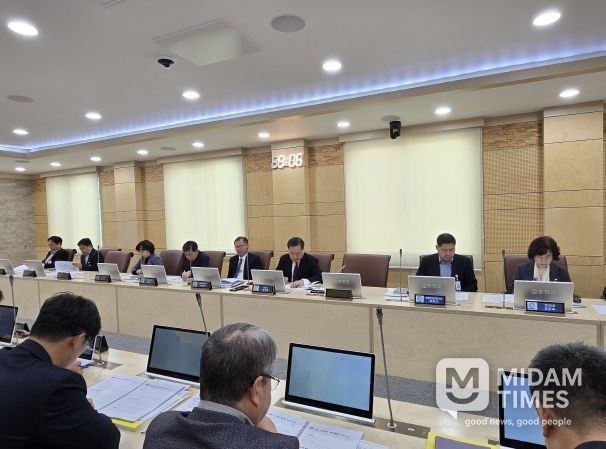 제3회 비상경제발전대책추진단 회의