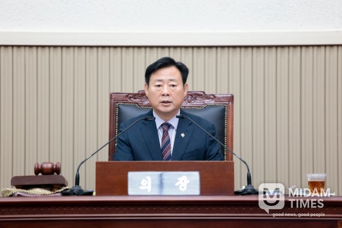 구리시의회 신동화 의장 GTX-B 정차 및 대광법 개정 촉구 결의안 채택