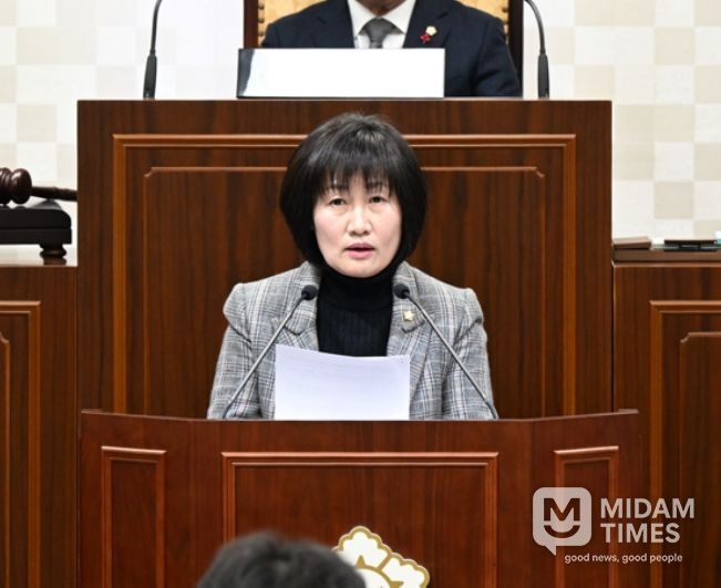 발언 중인 해운대구의회 최은영 의원(더불어민주당 중2, 좌2, 송정동)