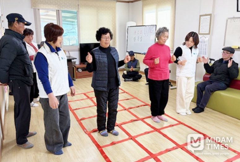 ‘후마네트 교실’로 어르신 활력 충전