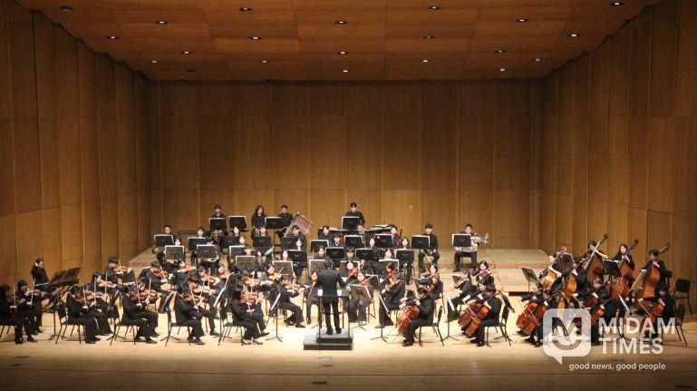 드보르작 교향곡과 유럽 왈츠로 선보이는 봄맞이 클래식 무대