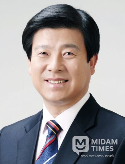 박범인 금산군수