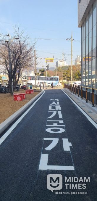 고현터미널 옆 택시대기차로 개설사업 완료