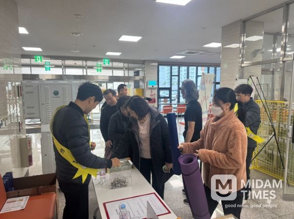 울주군국민체육센터 삼일절 맞아 ‘태극기 달기 운동’성황리 운영
