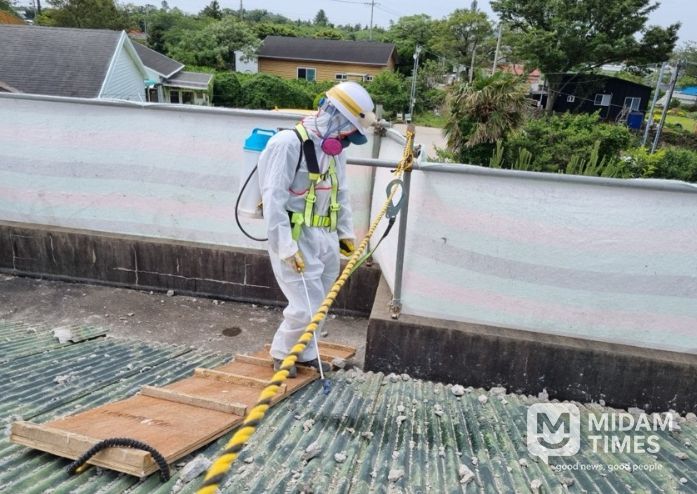 슬레이트 철거 작업