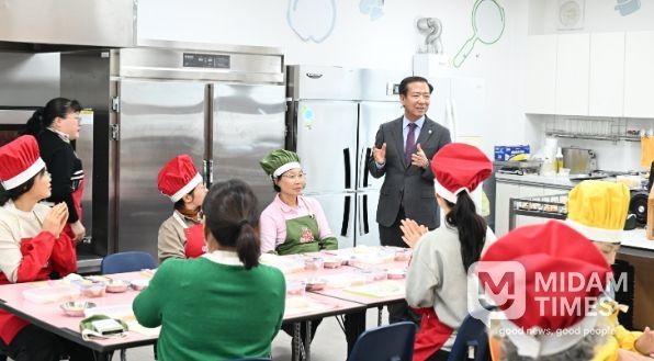 생활개선회 거창군연합회, 사과테마파크서 사과활용 음식 만들기 체험 실시