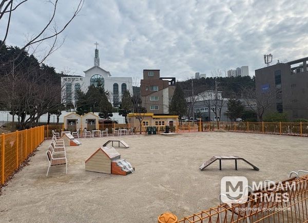 ‘기장 반려견 어울림 쉼터’3월 8일 개장식