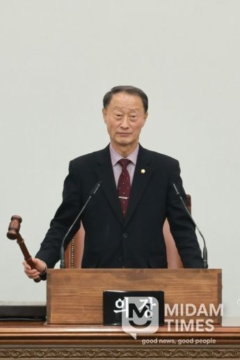 창원특례시의회 손태화 의장