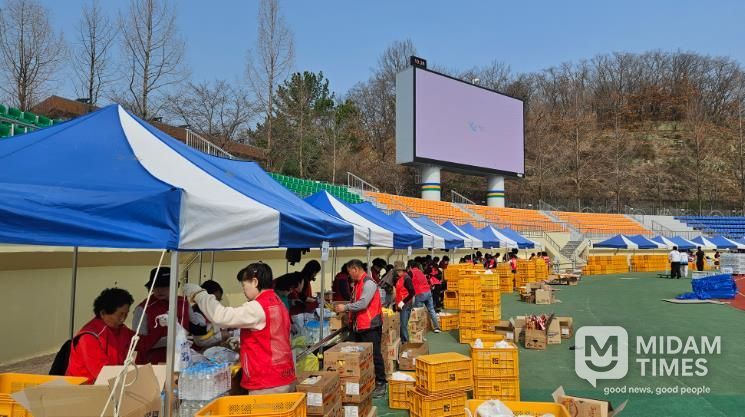 합천군 자원봉사협의회, 제25회 합천벚꽃마라톤대회 자원봉사활동 실시